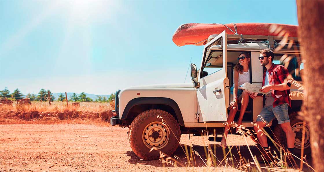 Personas en un road Trip